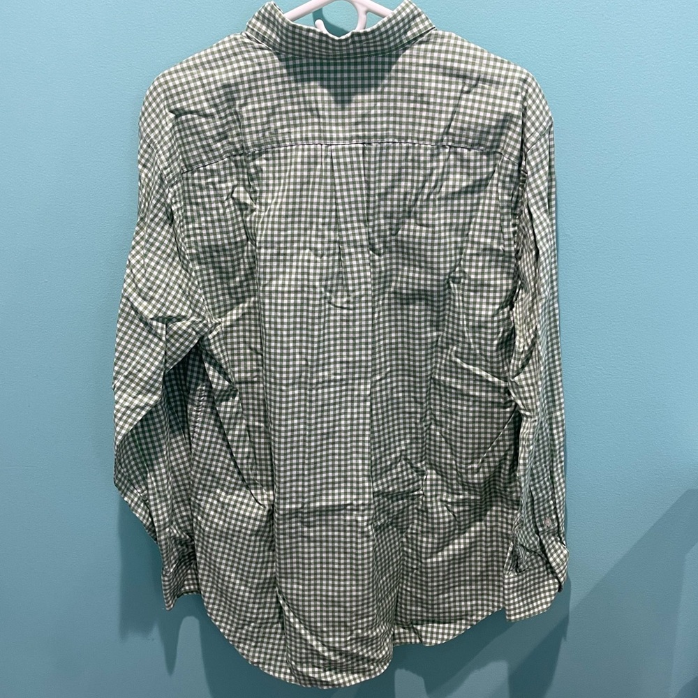 Vineyard Vines Button Down Shirt Euc - image 2